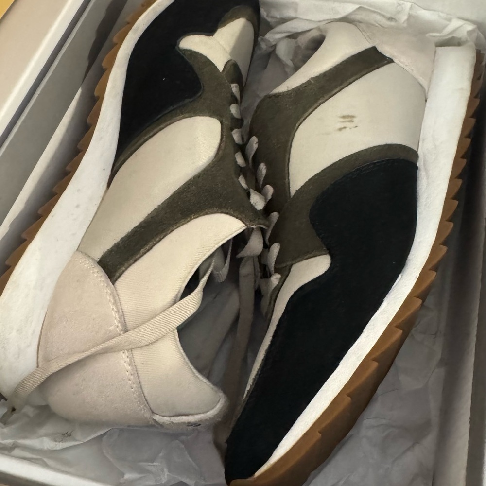 Ideology Black and White Athletic Shoes with Bold Design